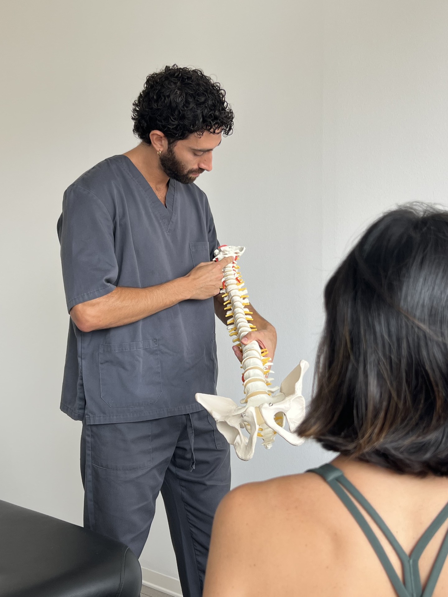 Stefano Carbone, osteopata